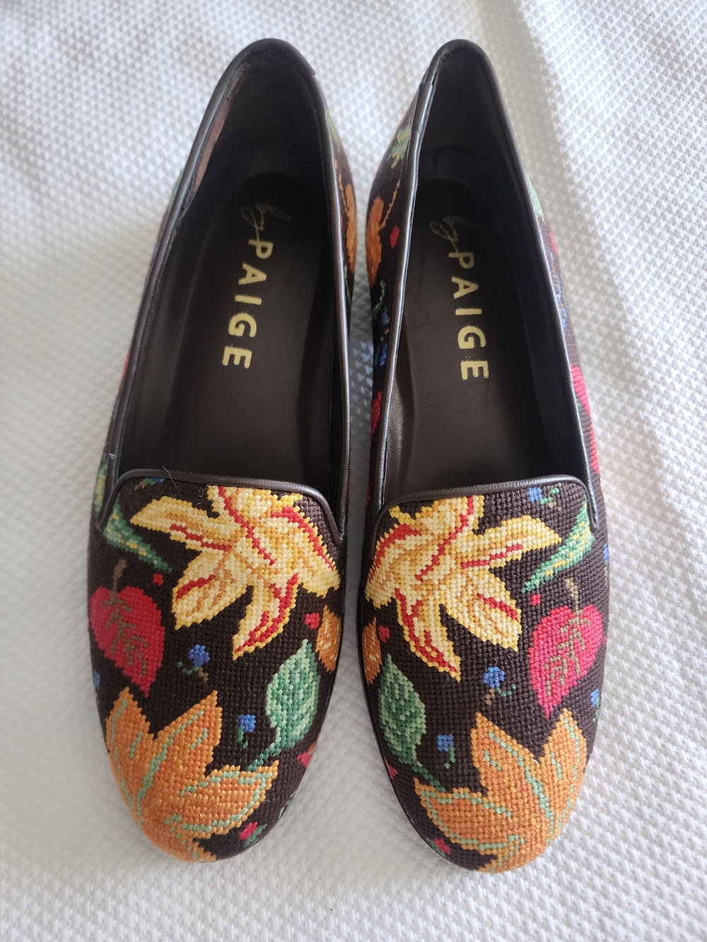 PAIGE By Paige Women's Floral Needlepoint Loafers - Black with Multicolor Floral